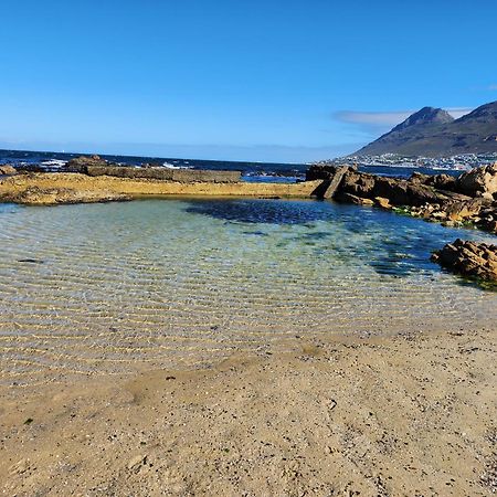 Boulders Blue Bed And Breakfast Simonʼs Town Esterno foto