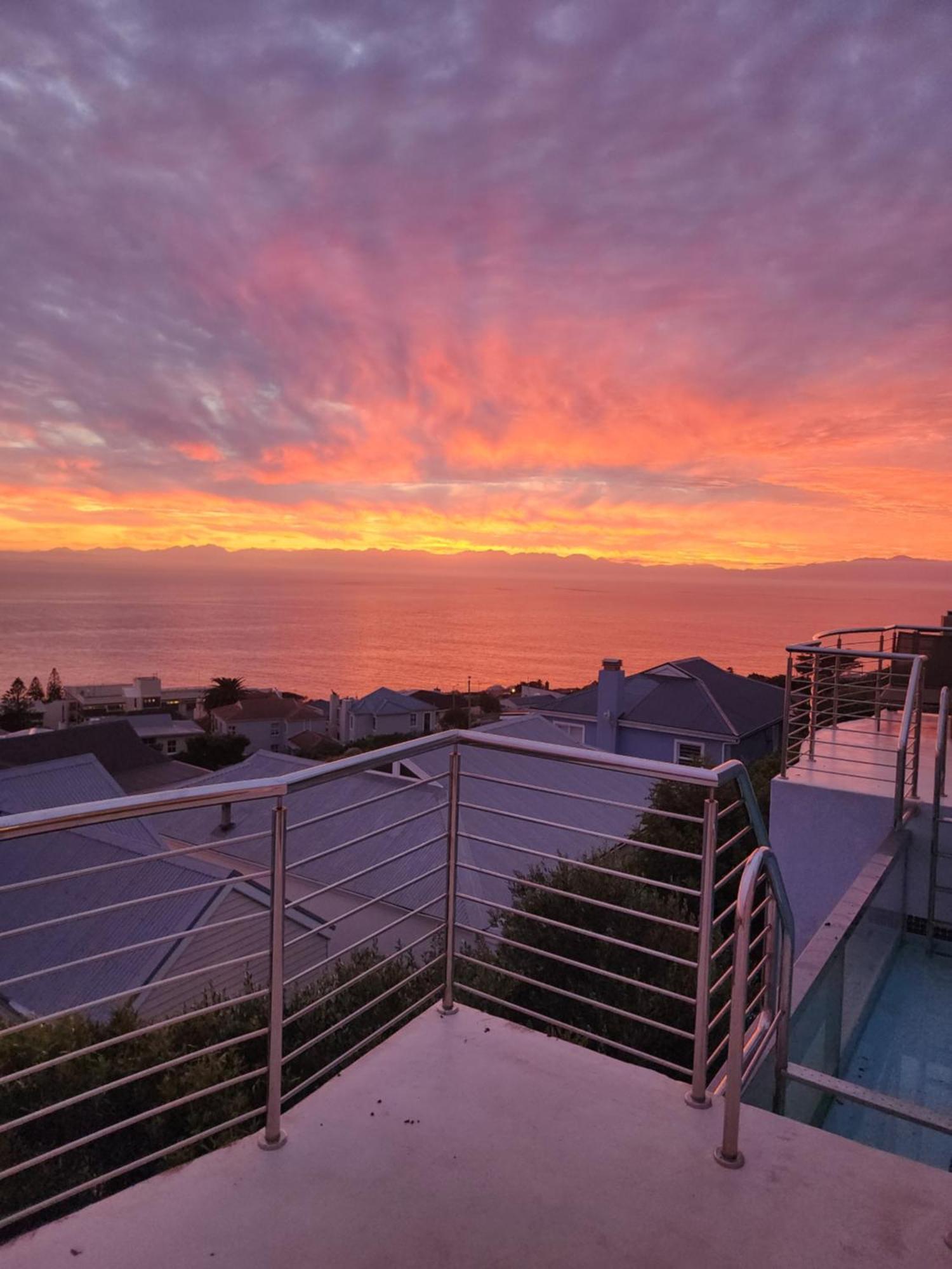 Boulders Blue Bed And Breakfast Simonʼs Town Esterno foto